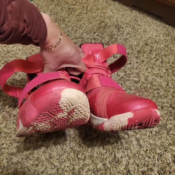 Men's Nike shoes - Picture 5 of 7